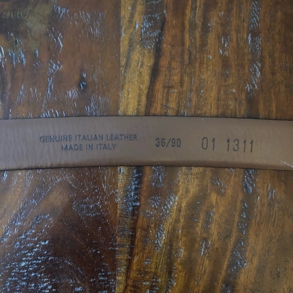 Black leather belt made in Italy - Picture 2 of 2